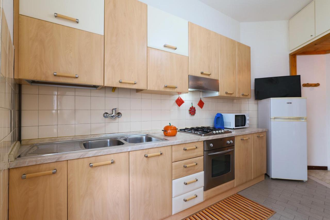 Ferienwohnung Primopiano - Pellegrino Rossi A Mailand Exterior foto