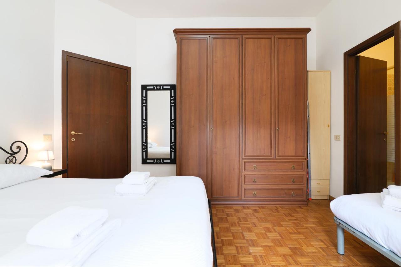Ferienwohnung Primopiano - Pellegrino Rossi A Mailand Exterior foto
